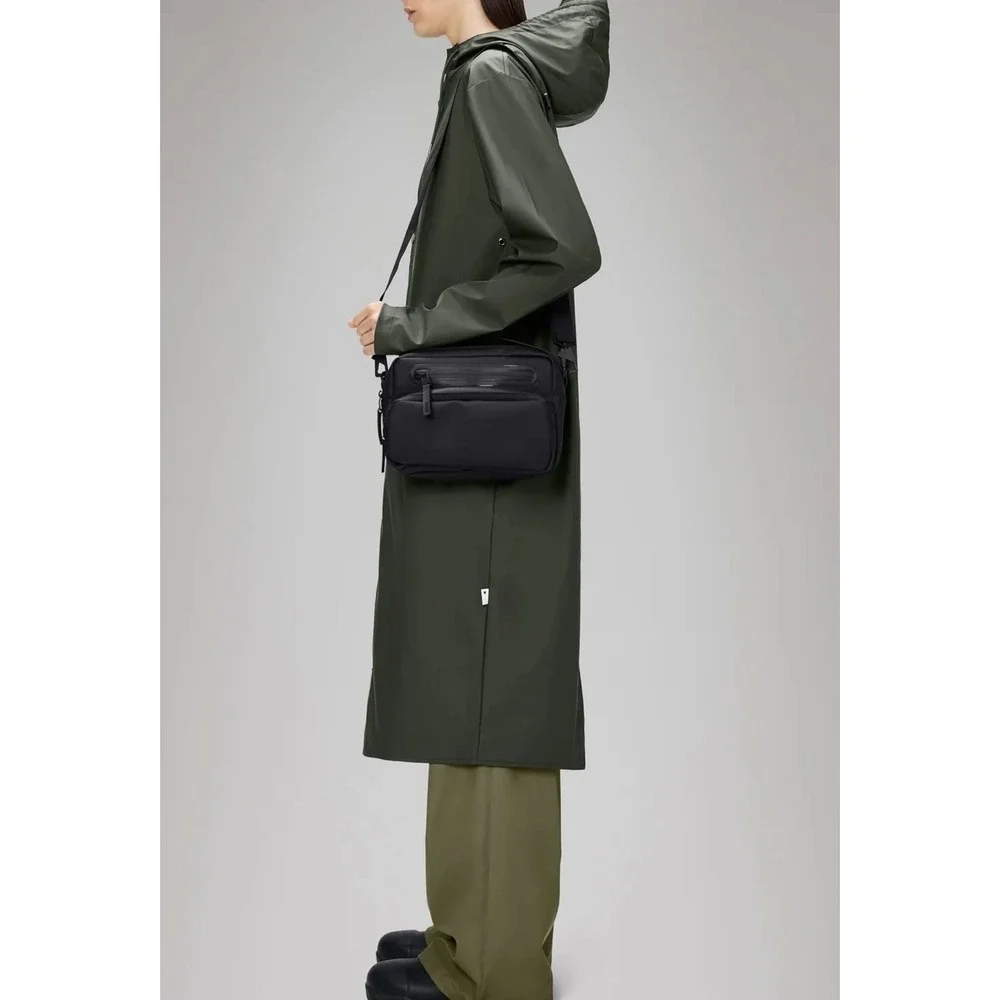 NWT Rains Cargo Box Bag in Metallic Gray  $135 - Picture 6 of 6